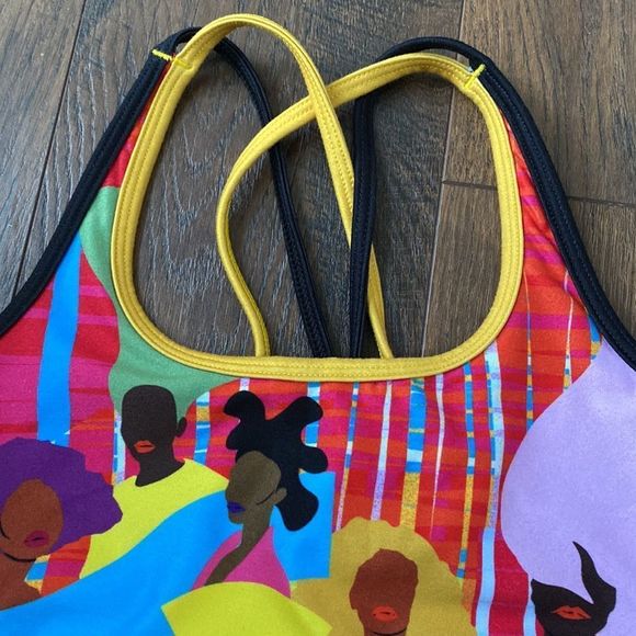 Peloton Wear It To Heart strappy Sports Bra women’s size small - Picture 3 of 6